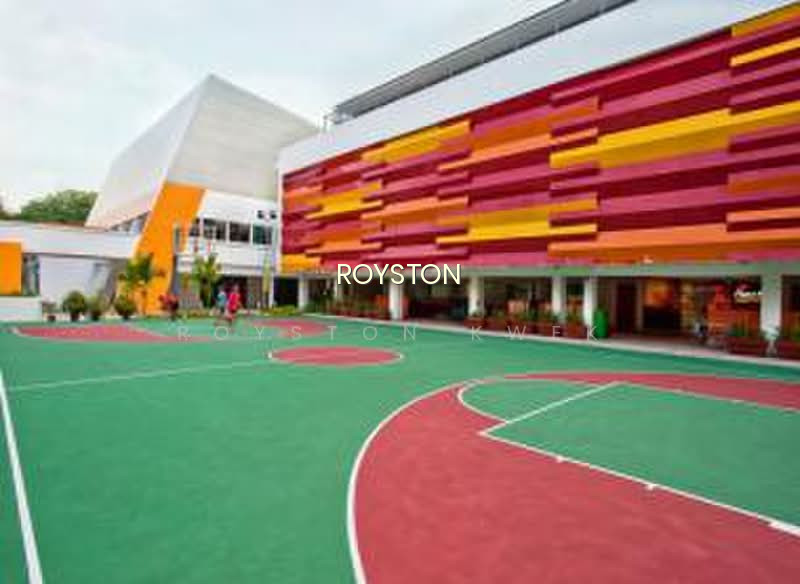 180B BOON LAY DRIVE photo 3