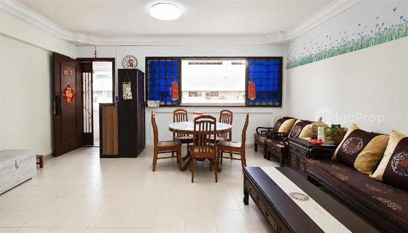 883 TAMPINES STREET 84 photo 2