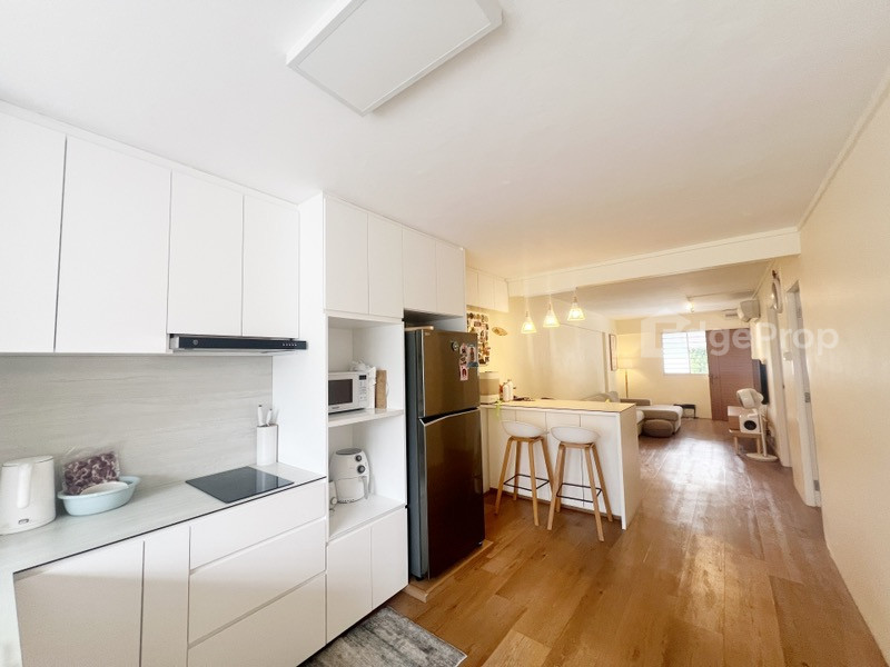 242 HOUGANG STREET 22 photo 4