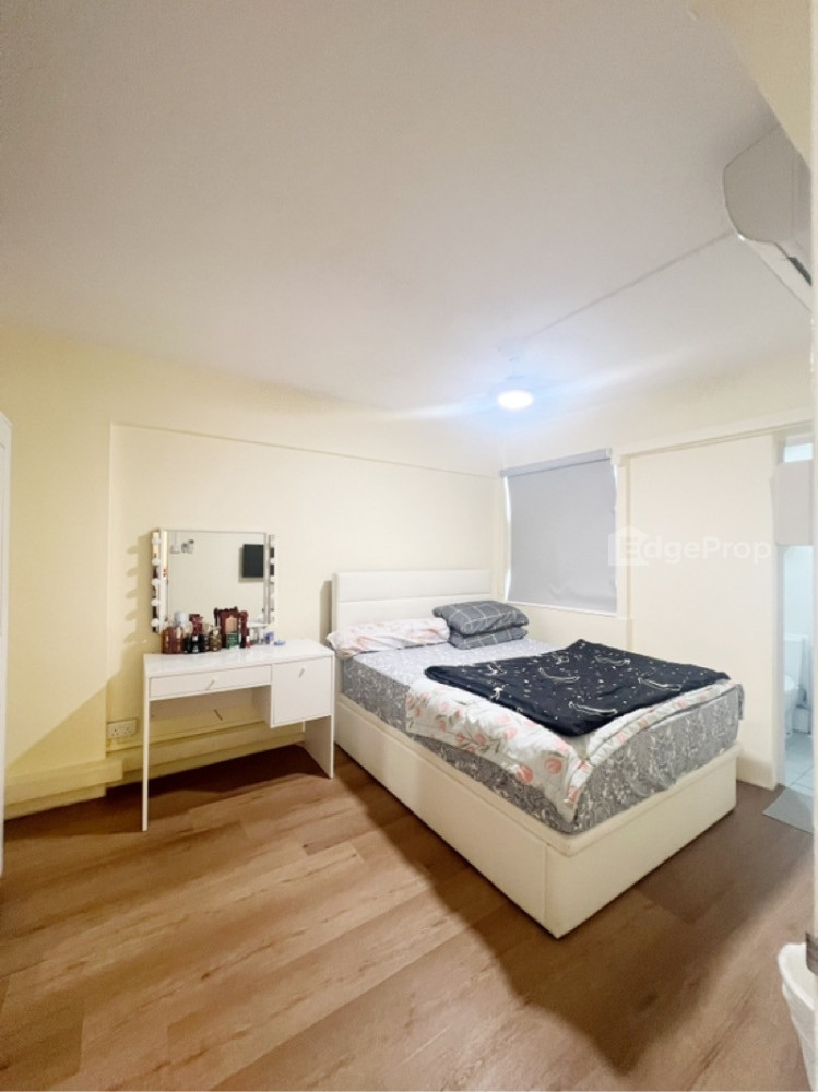 242 HOUGANG STREET 22 photo 5