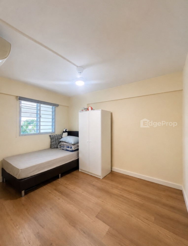 242 HOUGANG STREET 22 photo 6