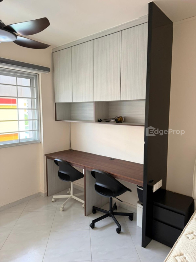 863 YISHUN AVENUE 4 photo 2