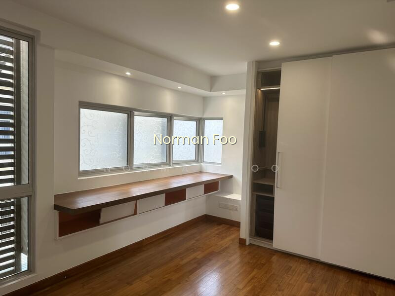 VENTURA HEIGHTS photo 6