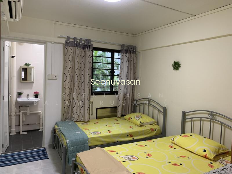 330 ANG MO KIO AVENUE 1 image 1 of 7