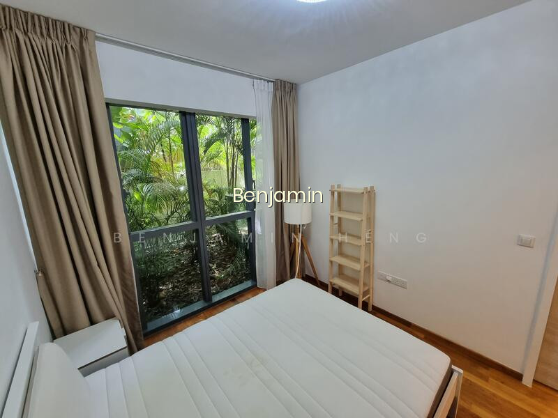SOPHIA HILLS photo 5