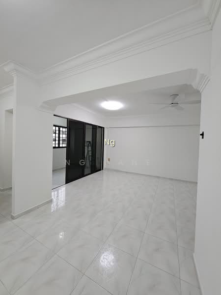 638 WOODLANDS RING ROAD photo 5