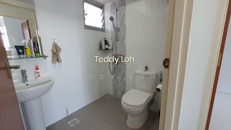 95A HENDERSON ROAD photo 2