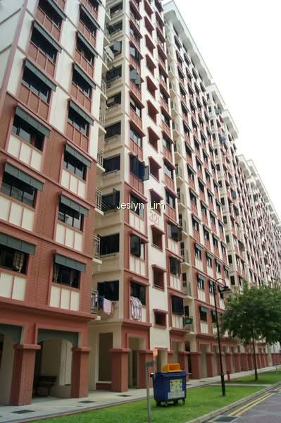 321 SEMBAWANG CLOSE photo 6