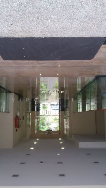 LA CRYSTAL photo 2