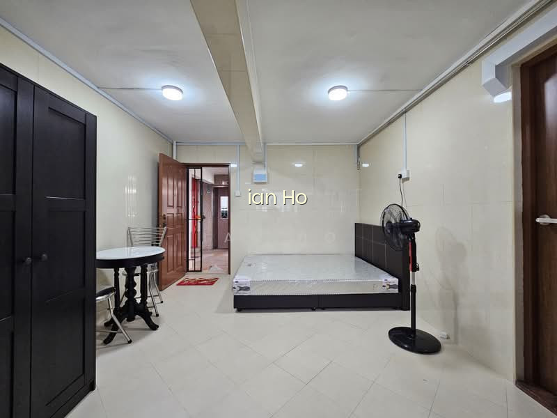 199 BOON LAY DRIVE photo 6