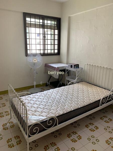 1 LORONG LEW LIAN image 1 of 5