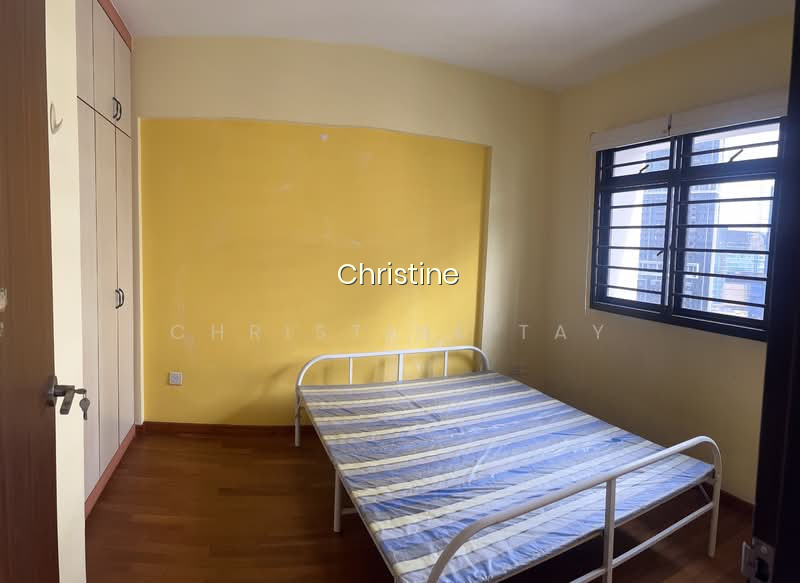 17 CANTONMENT CLOSE photo 3