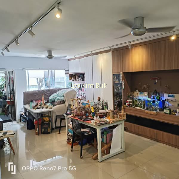 931 TAMPINES STREET 91 image 1 of 10