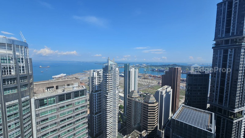 INTERNATIONAL PLAZA photo 2
