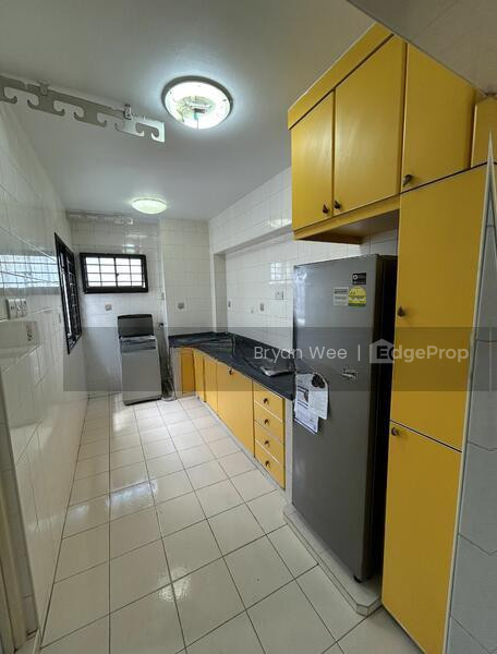 985A BUANGKOK CRESCENT photo 3