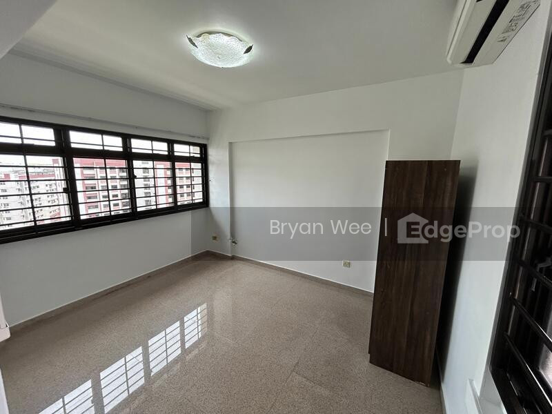 985A BUANGKOK CRESCENT photo 5