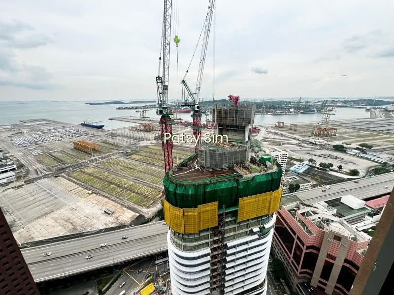 NEWPORT RESIDENCES photo 4