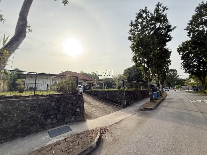 BEAUTIFUL RARE GCB PLOT ON ELEVATED, REGULAR HIGH GROUND | MARKET-PRICED AT BINJAI PARK image 1 of 6