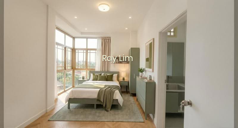 ORANGE REGENCY photo 6