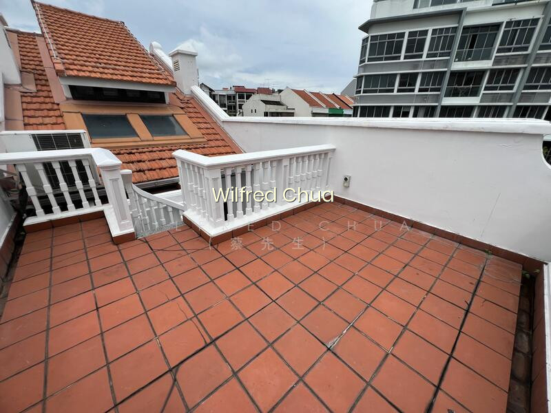 LOTUS @ JOO CHIAT photo 2