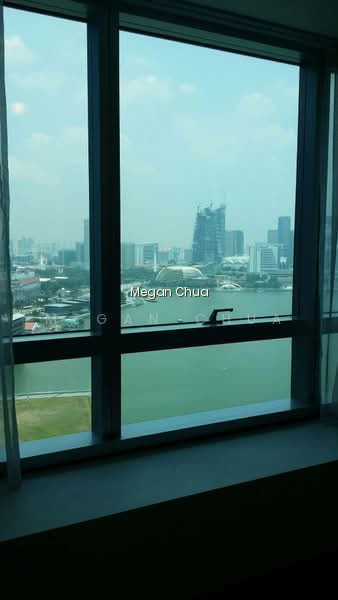 MARINA BAY RESIDENCES photo 2