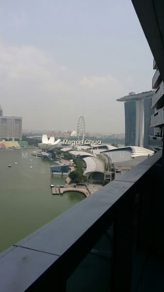 MARINA BAY RESIDENCES photo 5