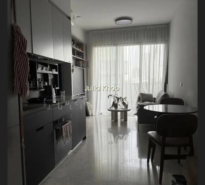 Haus on Handy image 1 of 8