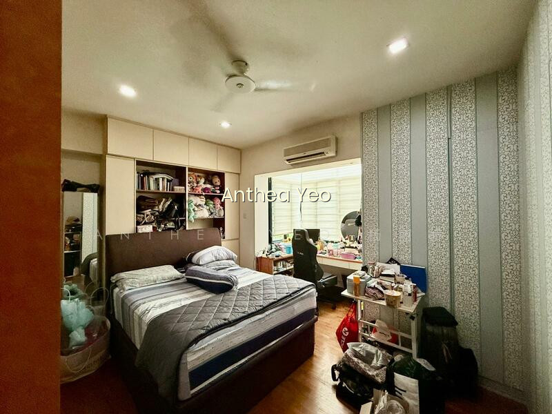 CAVENAGH COURT photo 2
