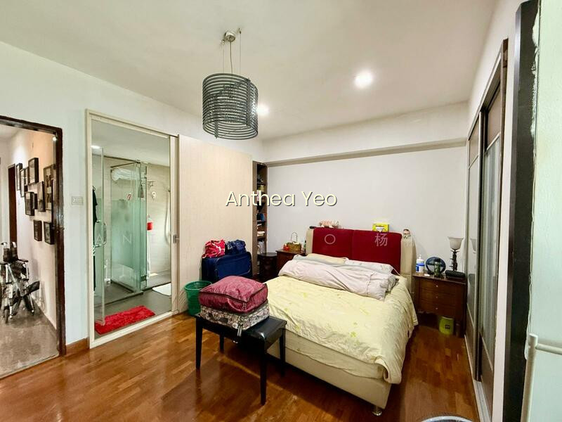 CAVENAGH COURT photo 3