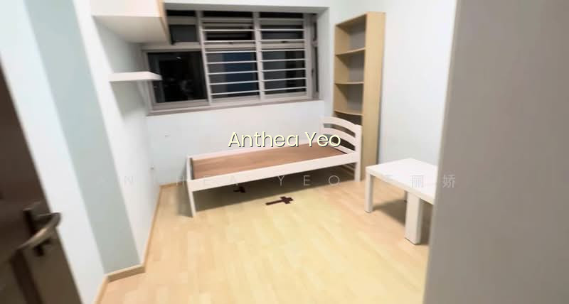 48 STRATHMORE AVENUE photo 4