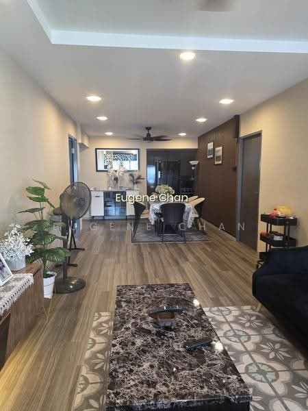 766 WOODLANDS CIRCLE image 1 of 10