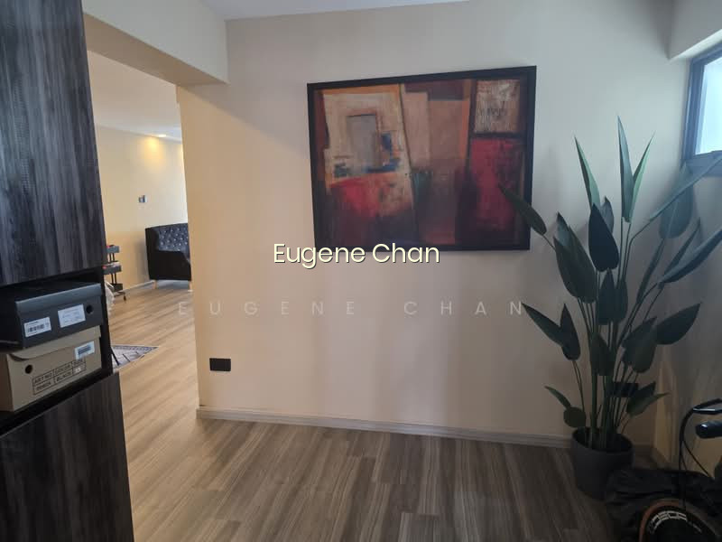 766 WOODLANDS CIRCLE photo 2