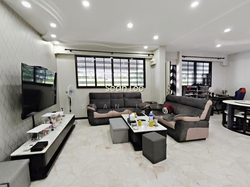 417 FAJAR ROAD image 1 of 8