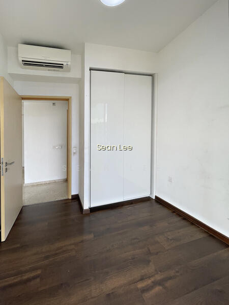THE LUXURIE photo 4