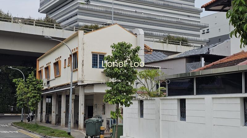 PASIR PANJANG WALK UP APARTMENT photo 2