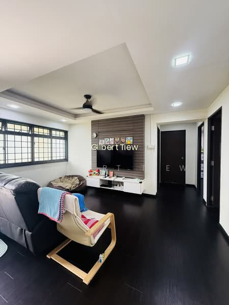 713 TAMPINES STREET 71 image 1 of 10