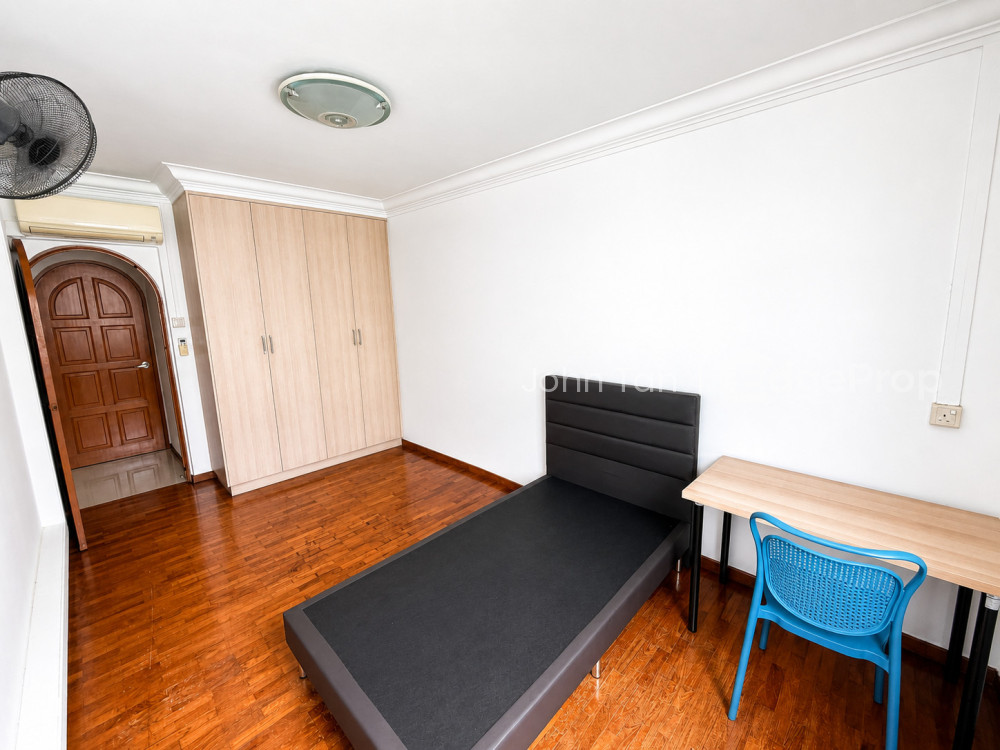 824 JURONG WEST STREET 81 image 1 of 3