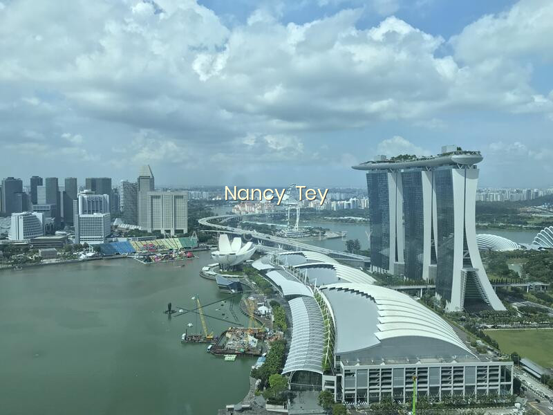 MARINA BAY RESIDENCES photo 5