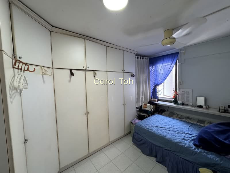 170 STIRLING ROAD photo 5