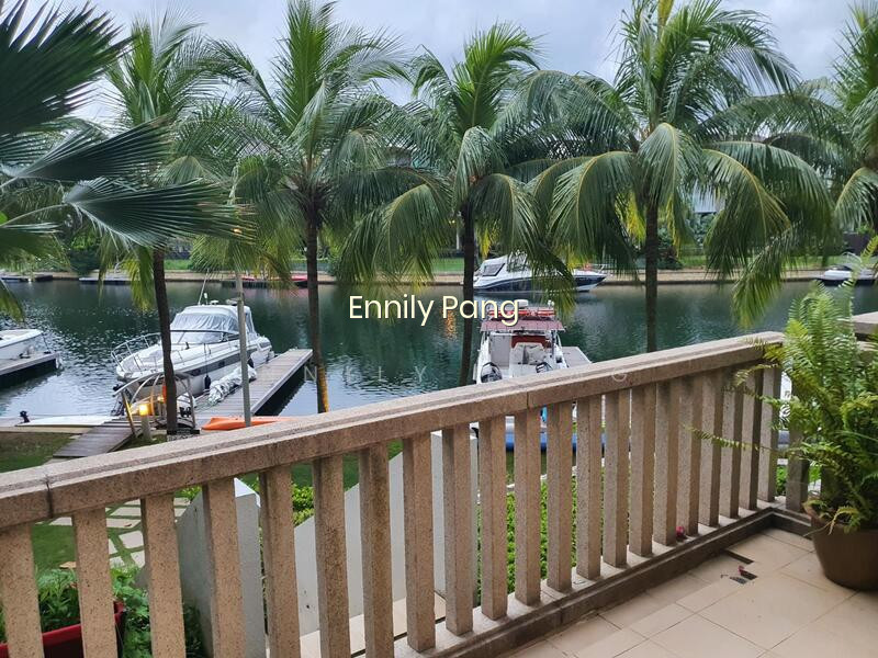 THE BERTH BY THE COVE photo 4