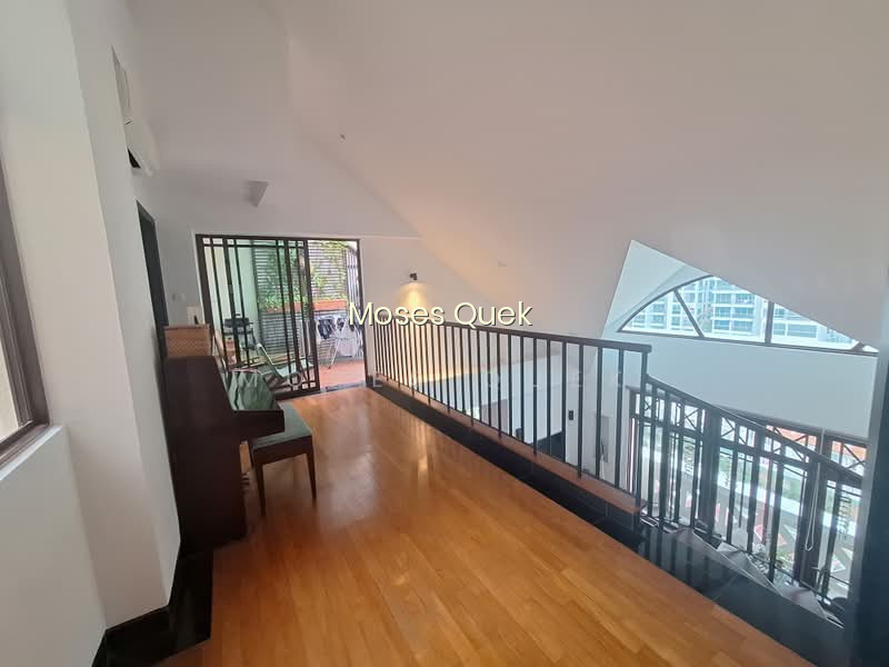GAMBIER COURT photo 2