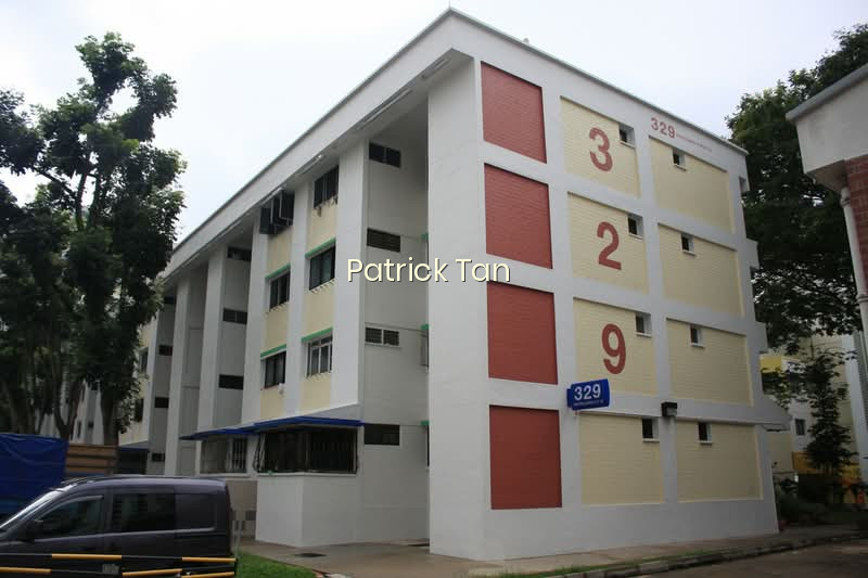 329 WOODLANDS STREET 32 photo 6