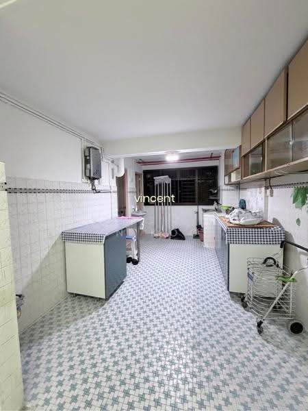 77 LORONG LIMAU photo 6