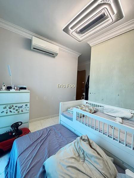 469B ADMIRALTY DRIVE photo 3