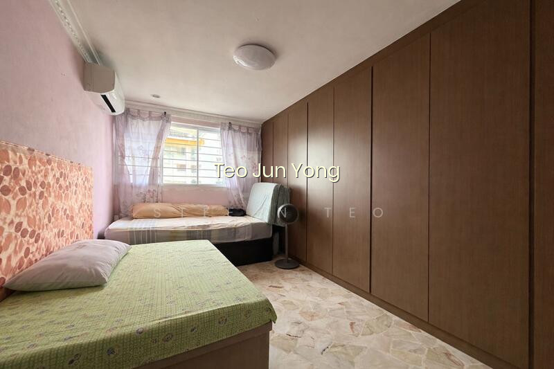 248 TAMPINES STREET 21