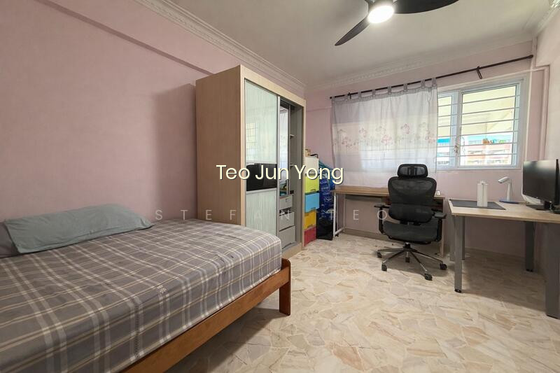 248 TAMPINES STREET 21 photo 3