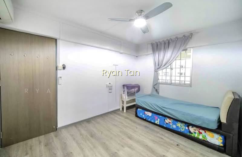 4 LORONG LEW LIAN image 1 of 3