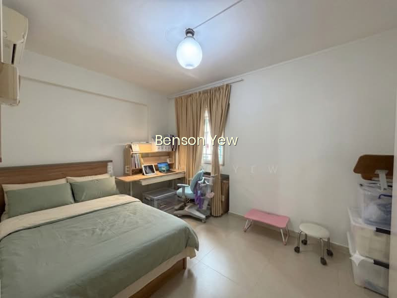 427 WOODLANDS STREET 41 photo 4
