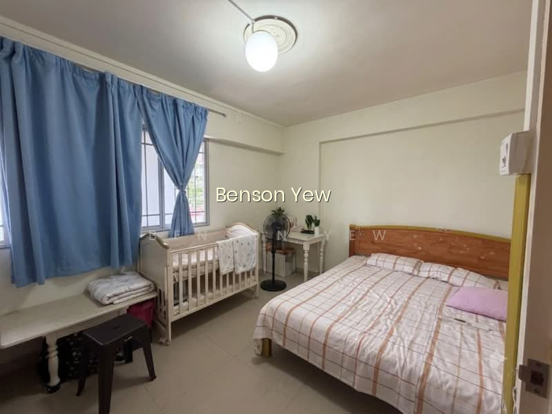 427 WOODLANDS STREET 41 photo 5