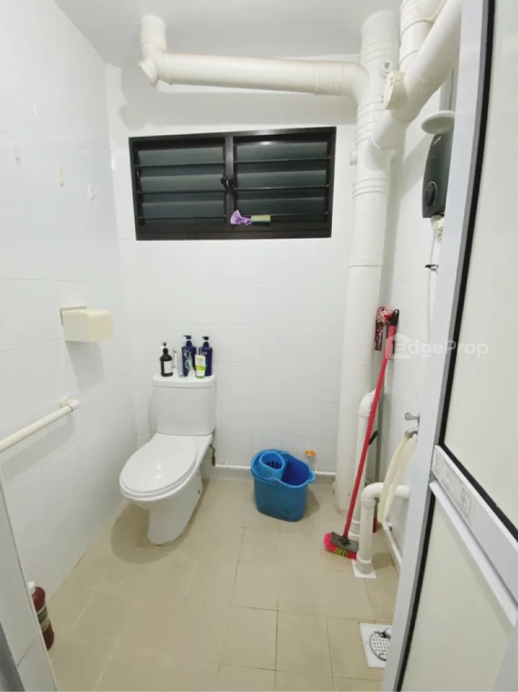 134 Yishun Street 11 image 1 of 8